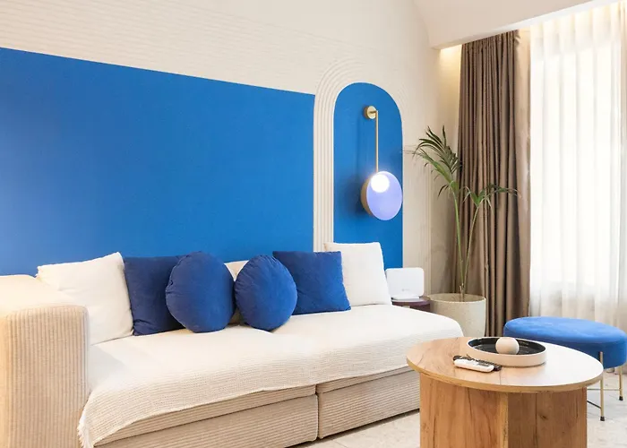 Delmare Horizon ι *